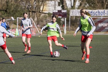 Bild 71 - wBJ Eimsbuettler TV - VfL Wolfsburg : Ergebnis: 1:3